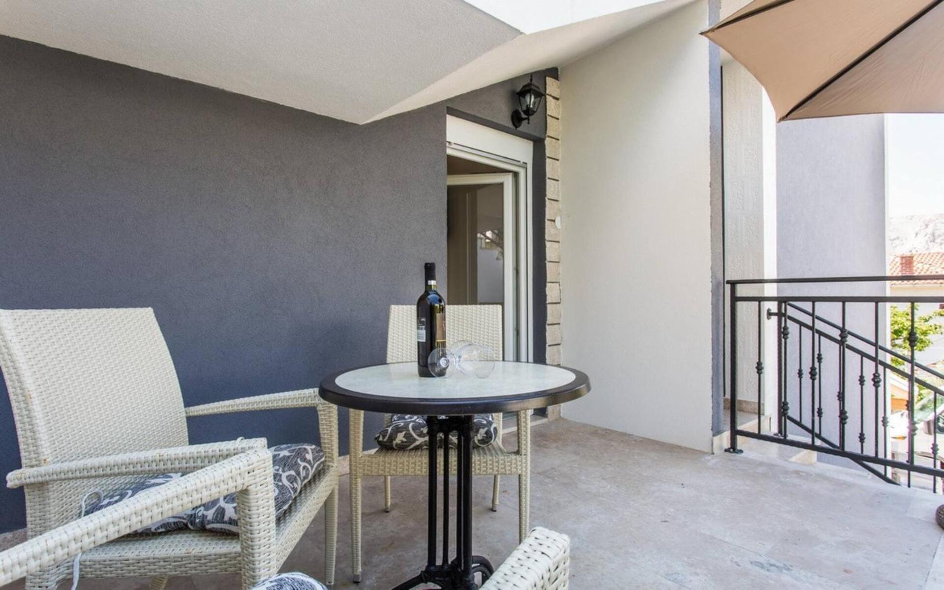 Apartments Bernardeta 1 Baska  Exterior photo