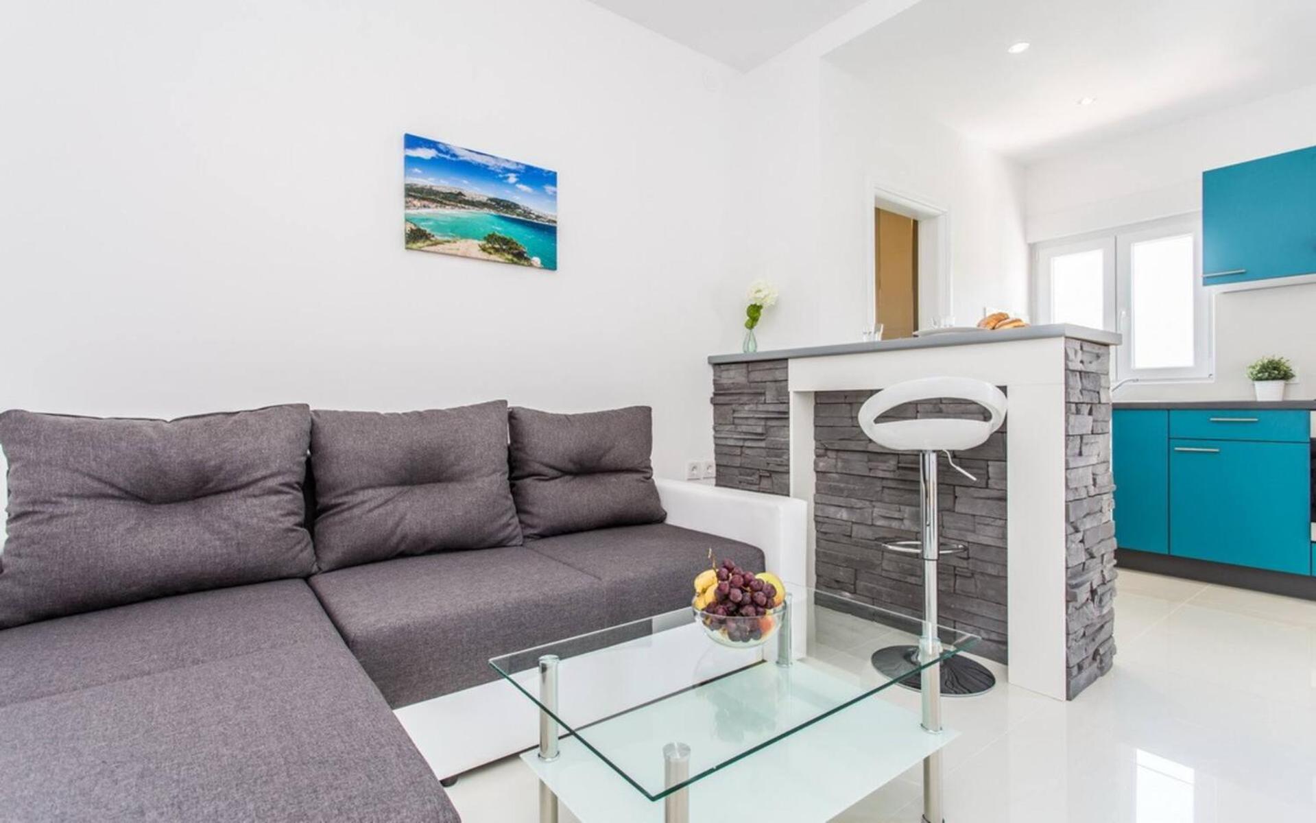 Apartments Bernardeta 1 Baska  Exterior photo
