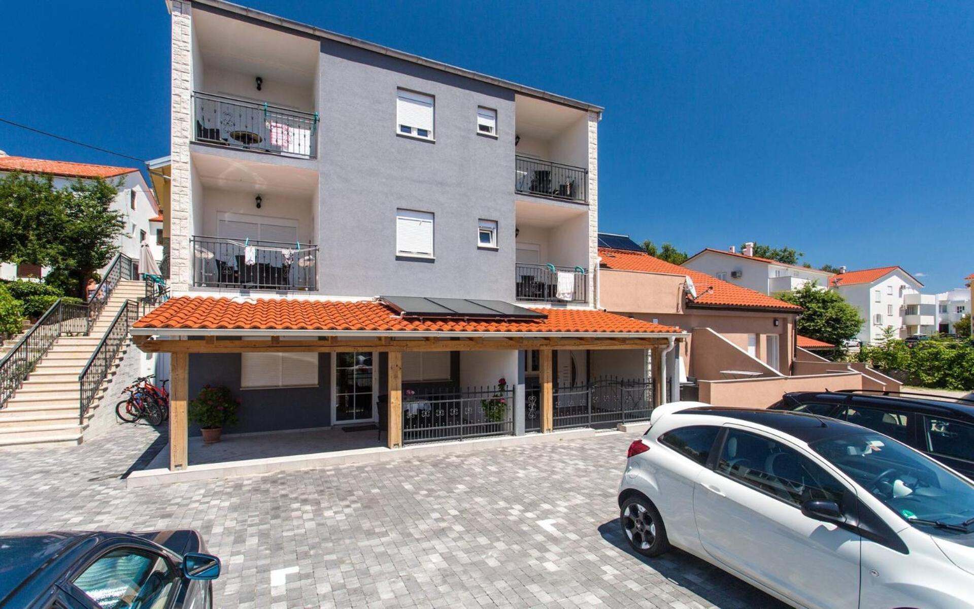 Apartments Bernardeta 1 Baska  Exterior photo